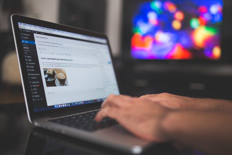 Spice up Blogs with Infographics Spice up Blogs with Infographics